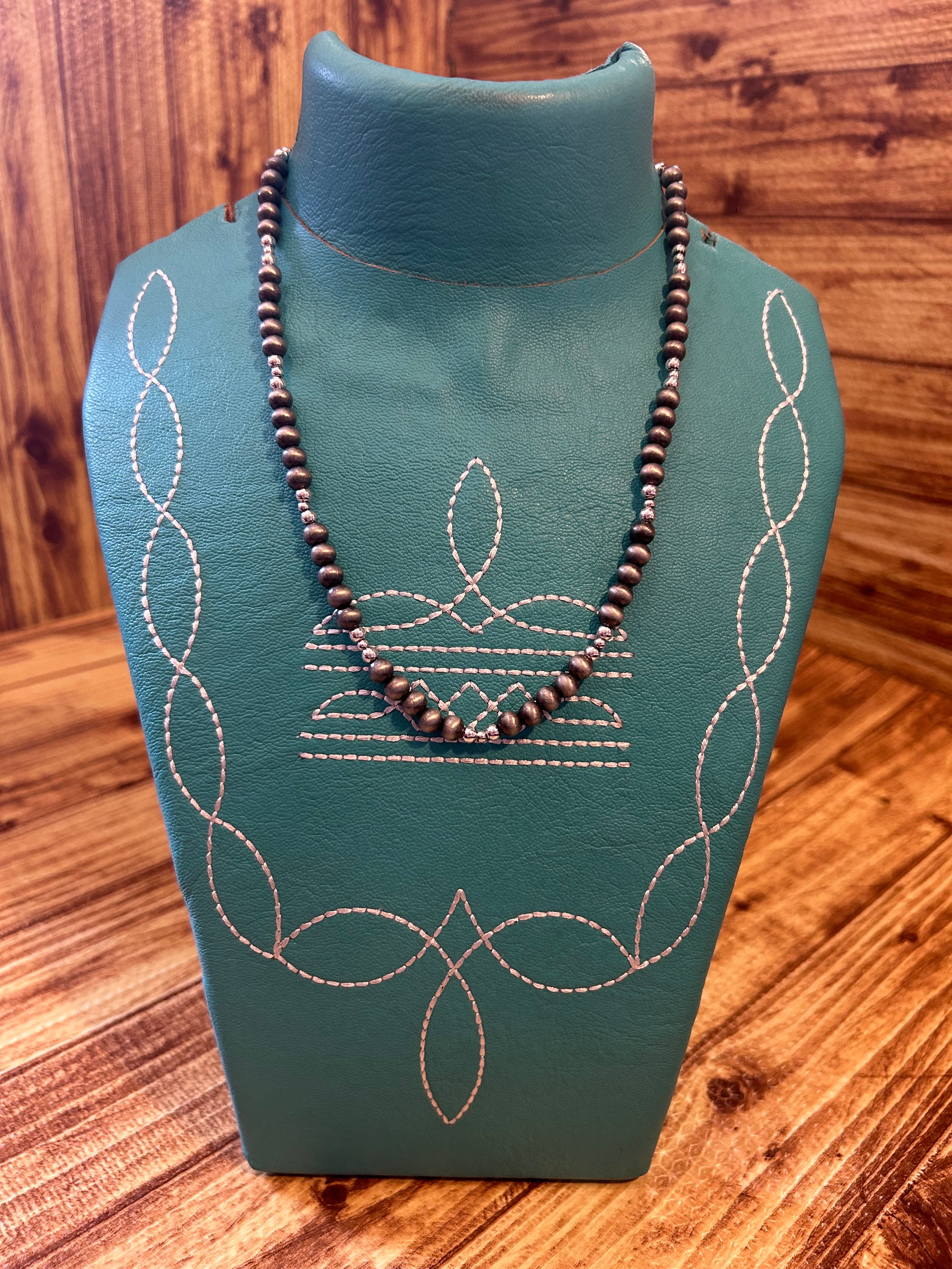 Western Style Navajo Pearl Bead Necklace