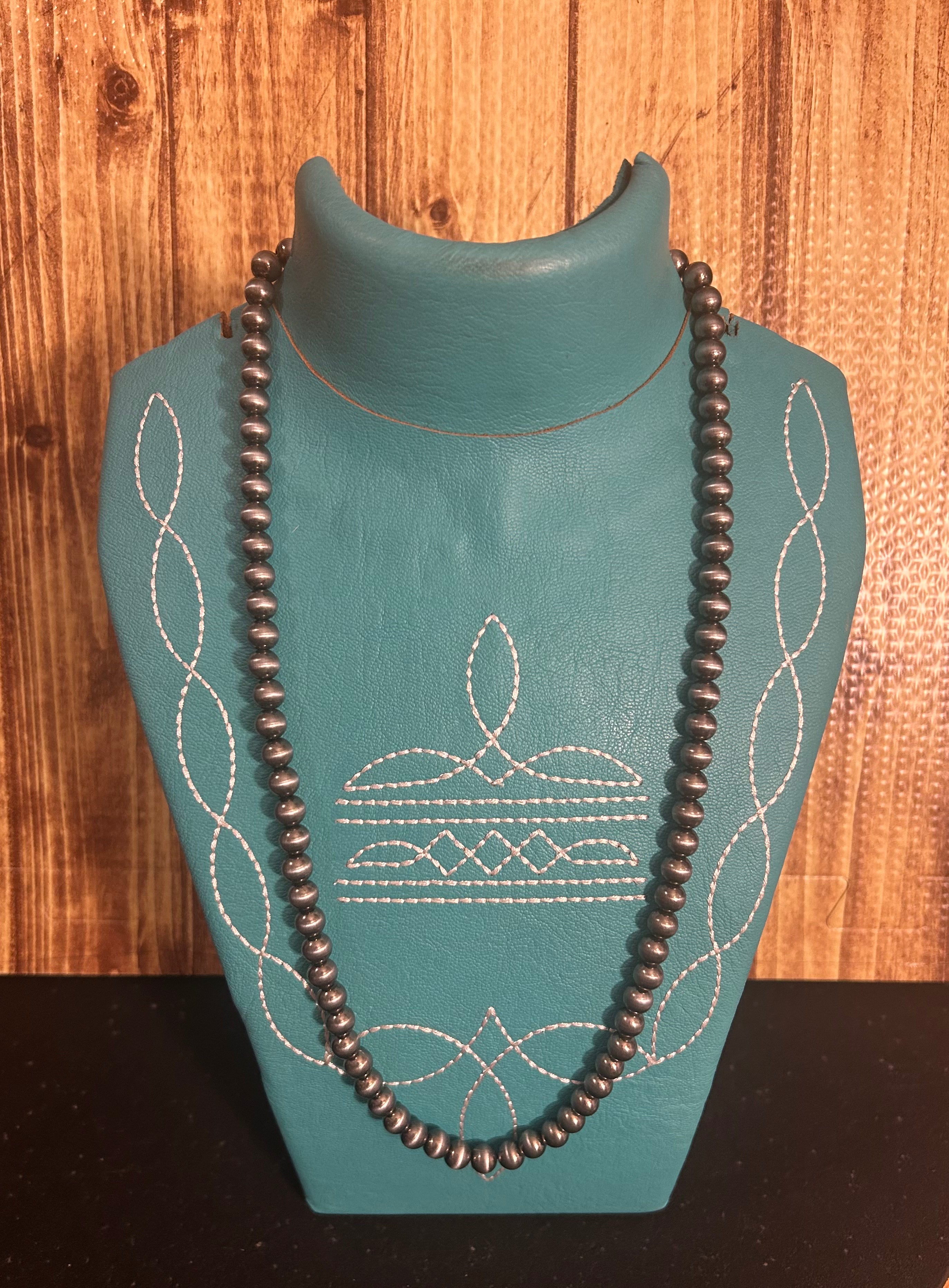 Western Navajo Pearl Necklace